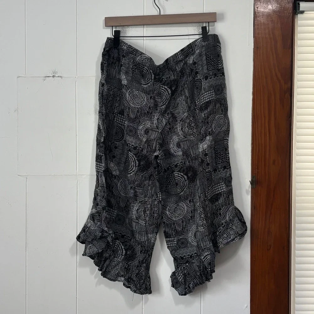 Gilligan & O'Malley Black White Geometric Ruffle Hem Tencel Pajama Pants XL